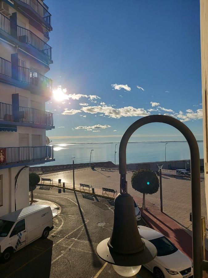 Apartamento En Primera Linea De Mar L'Ampolla Exterior photo